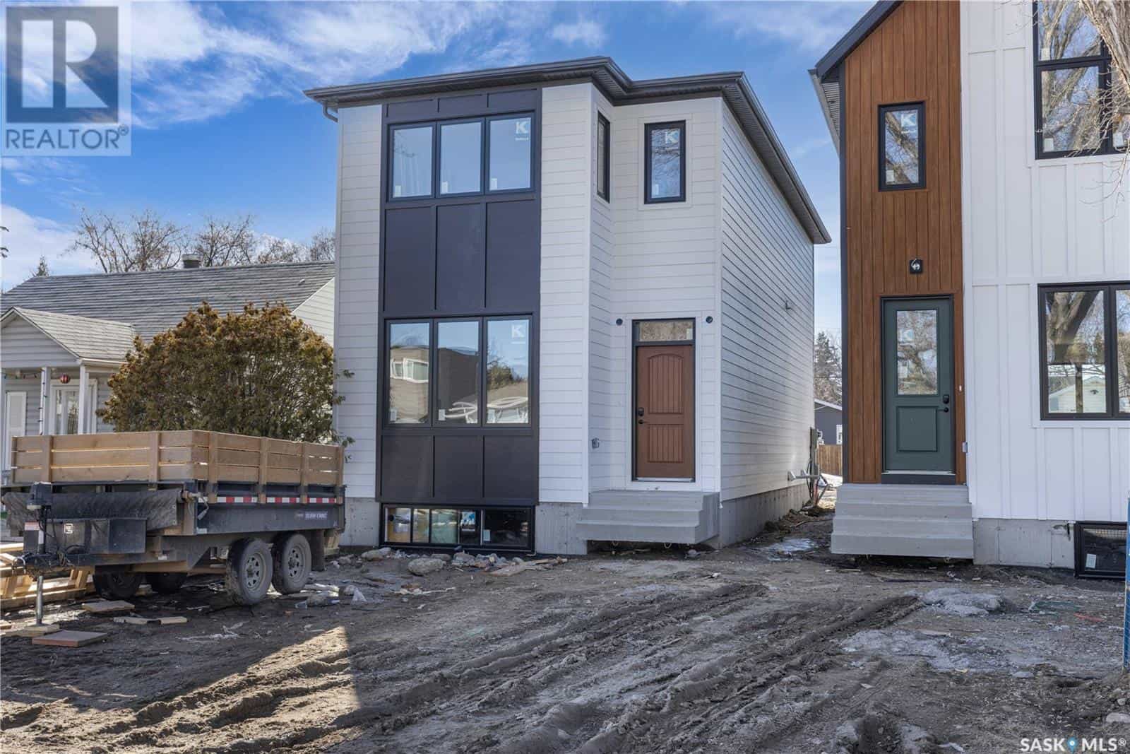 Property for Sale: 1313 Edward AVENUE, Saskatoon, Saskatchewan, S7K3A9