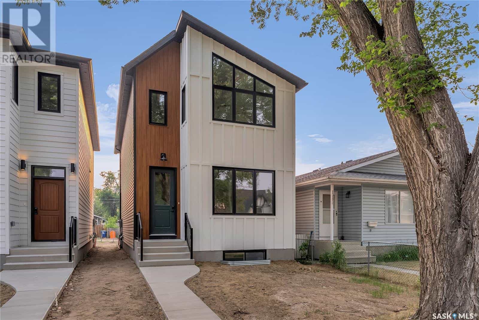 Property for Sale: 1315 Edward AVENUE, Saskatoon, Saskatchewan, S7K3A9