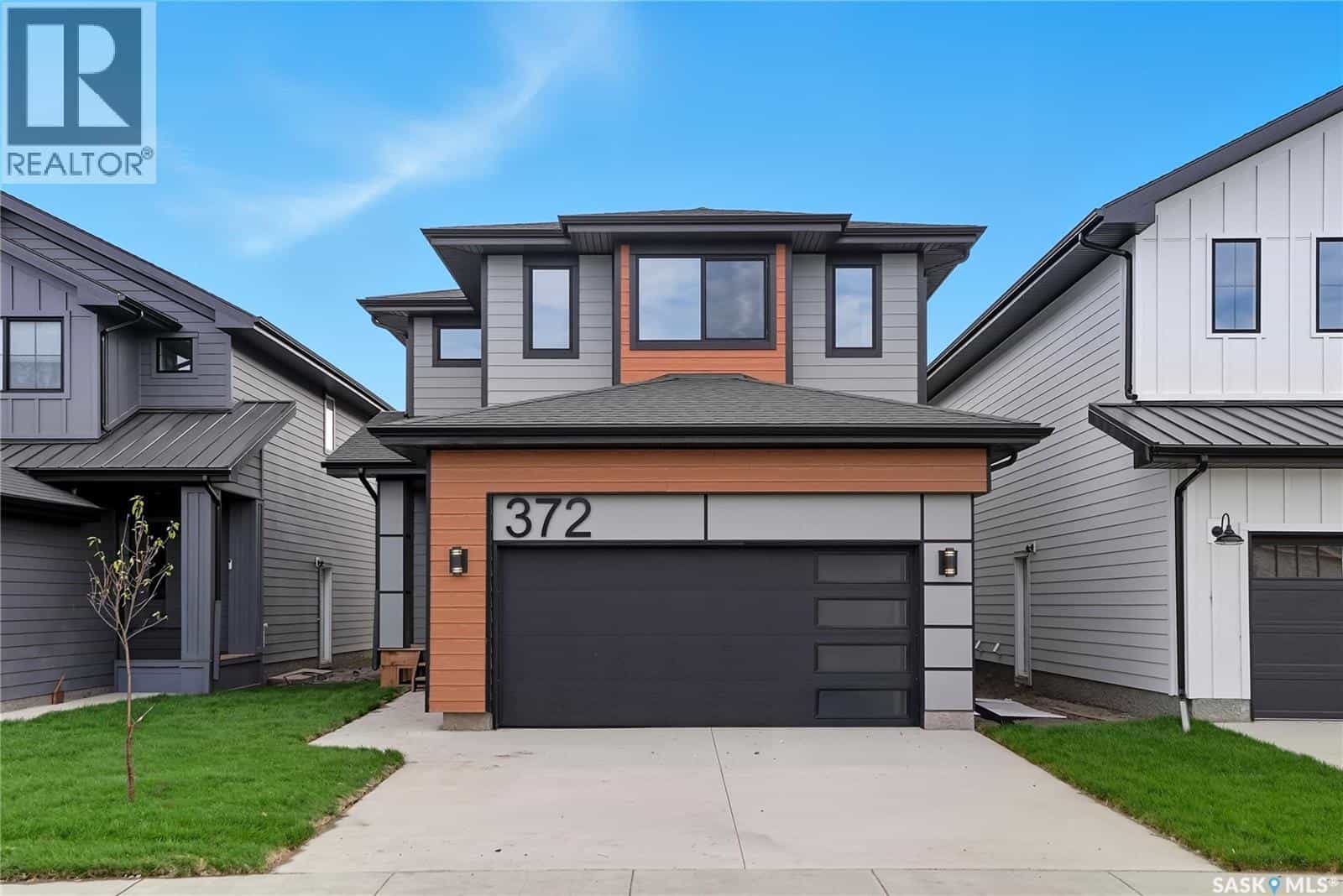 Property for Sale: 372 Leskiw BEND, Saskatoon, Saskatchewan, S7V1R5