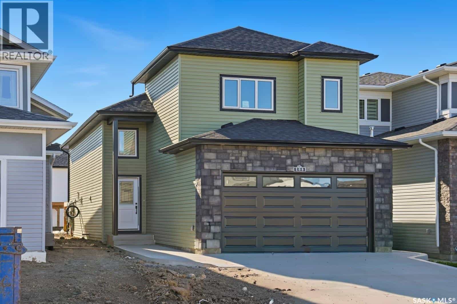 Property for Sale: 206 Sharma LANE, Saskatoon, Saskatchewan, S7K1K7