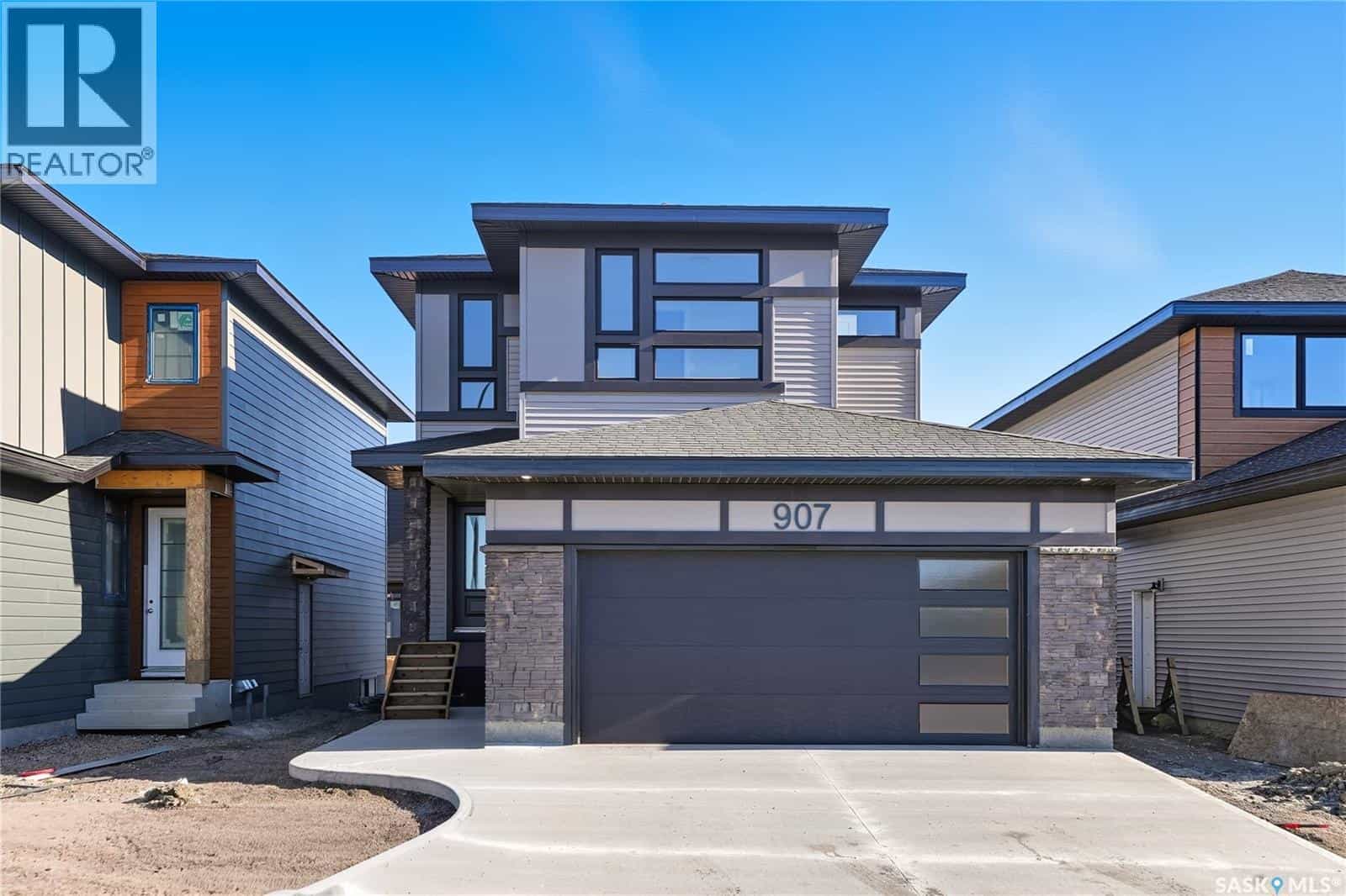 Property for Sale: 907 Traeger MANOR, Saskatoon, Saskatchewan, S7V1R3